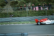 [foto 4-24-1-1]